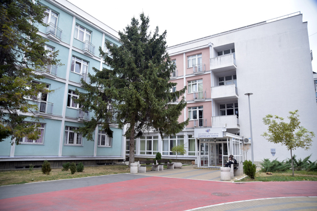 Уместо ђака: У дому смештено 110 медицинара који раде са оболелима од короне